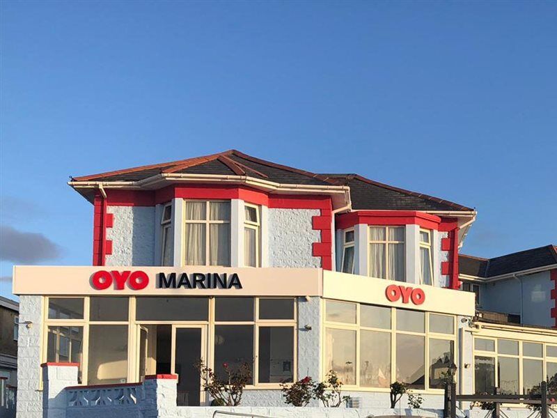 Отель Marina Сэнддаун Экстерьер фото